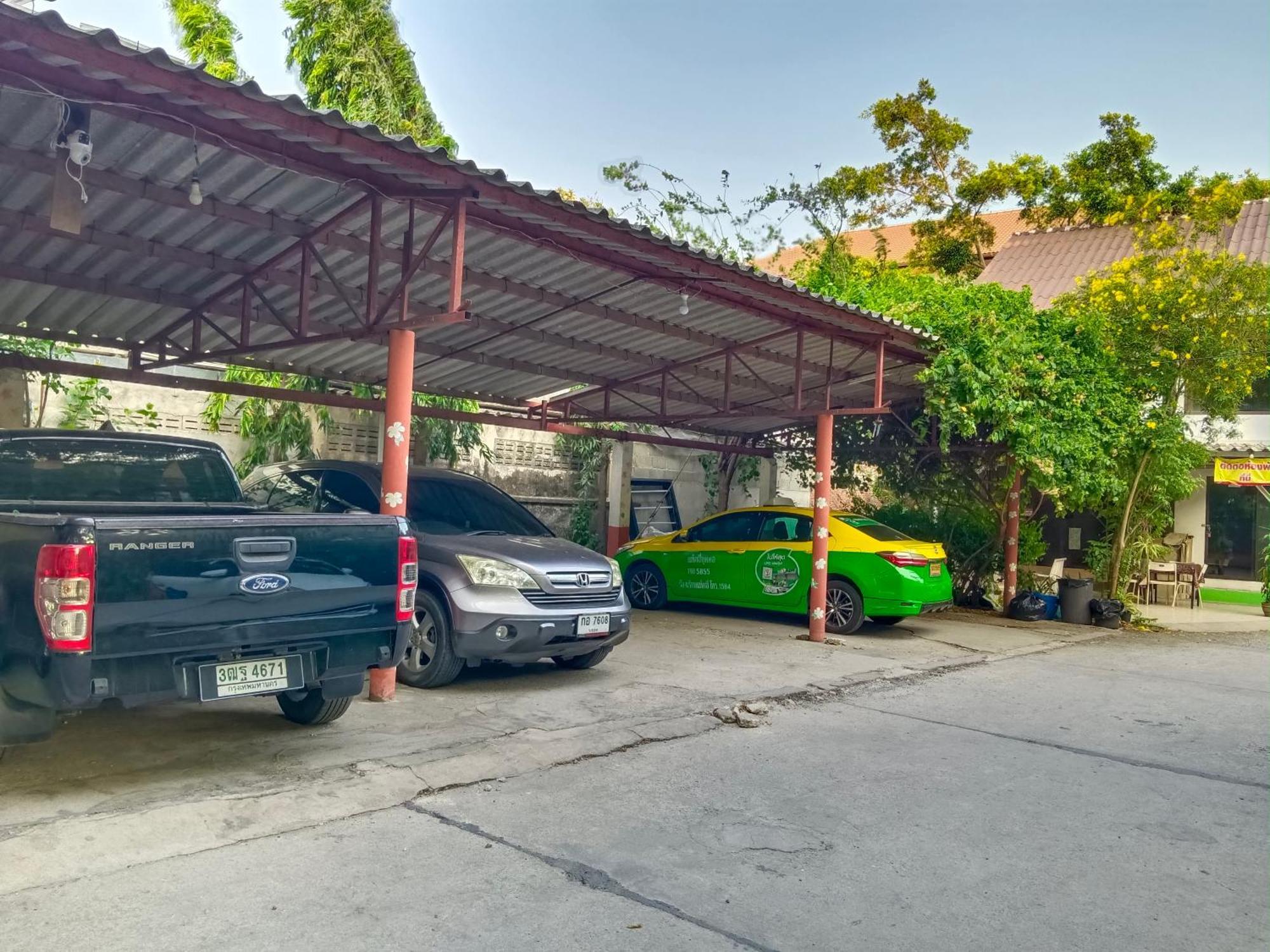 Banyan Resort Bangsaen Exterior foto